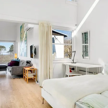 Modern House With Sea View In Karup Vakantiehuis